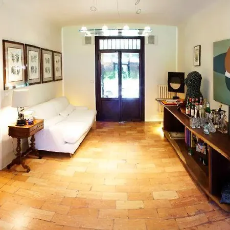 Villa Bastia Sleeps 11 Rovolon
